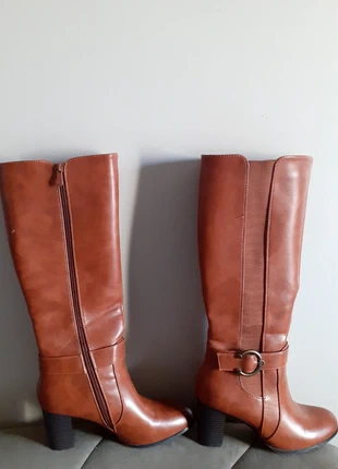 Bottes hautes femmes, marca: CHC-Shoes, estado: Novo sem etiquetas, tamanho: 39, €25.00, €26.95 inclui Proteção do Comprador