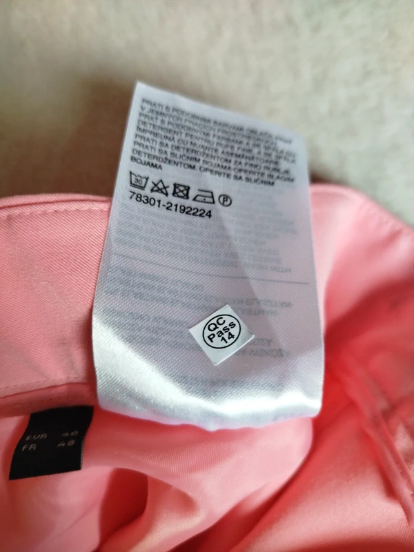Pantacourt femme C&A rose taille FR 48 - photo numéro 7