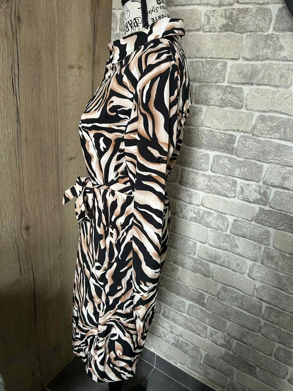 Robe chemise avec ceinture taille S - photo numéro 2
