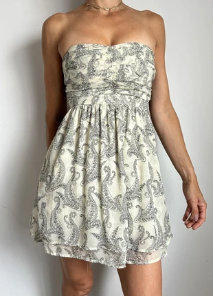 Robe bustier courte ivoire imprimé cachemire Mango - XS - Très bon état, marca: Mango, estado: Muy bueno, tamaño: XS / 34 / 6, 12,00 €, 13,30 € Protección al comprador incluida