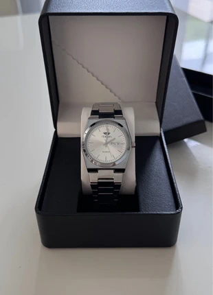 Montre Cadran Blanc bracelet Argent, marque: Quartz, état: Neuf sans étiquette, taille: 39–42 mm, 14,99 €, 16,44 € Protection acheteurs incluse