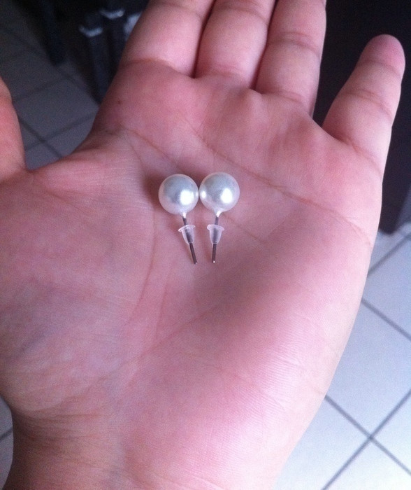 Boucles d'oreilles effet perle 10mm (pas dechange) 3