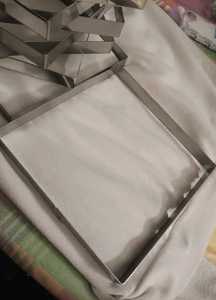 Carré pour tarte 20 cm sur 2 cm de haut 3 euro l'unité ou en lot,12 dispo, zustand: Neu, mit Etikett, 3,00 €, 3,85 € inklusive Vinted-Käuferschutz