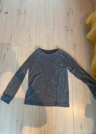 Grijze trui , staat: Goed, maat: XS, € 1,00, € 1,75 inclusief Kopersbescherming