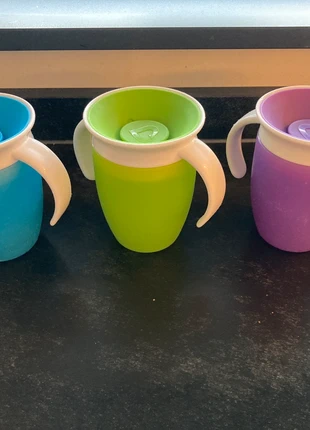 Munchkin 360 bekers, merk: Munchkin, staat: Veelgebruikt, € 5,00, € 5,95 inclusief Kopersbescherming