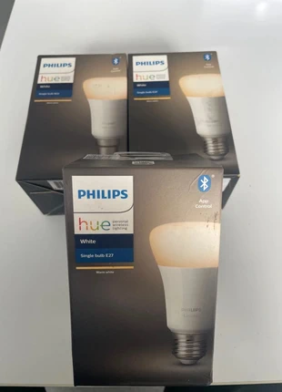 Lot de 3 ampoules Philips Hue - 2 E27 et 1 B22 White, marque: Hue, état: Neuf avec étiquette, 37,00 €, 39,55 € Protection acheteurs (Pro) incluse