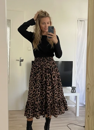 Jupe longue léopard fluide audacieuse, chic & ultra féminine, marque: marrona, état: Très bon état, taille: M / 38 / 10, 31,68 €, 33,96 € Protection acheteurs incluse