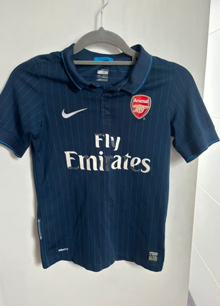 Arsenal 2009 - 2010 away Top, junior, brand: Arsenal, condition: Very good, size: M, £16.00, £17.58 includes Buyer Protection