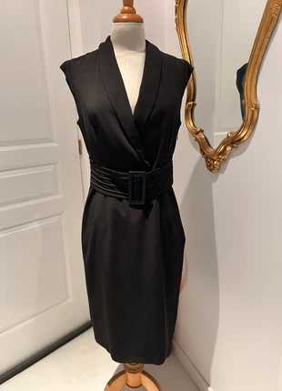 Robe noire, marque: La Redoute, état: Très bon état, taille: M / 38 / 10, 10,00 €, 11,20 € Protection acheteurs incluse