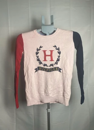 pull laine femme XXS taille plus grand logo brodé, marque: Tommy Hilfiger, état: Très bon état, taille: XXS / 32 / 4, 12,00 €, 13,30 € Protection acheteurs incluse