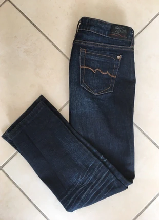 Jeans, marke: Teddy Smith, zustand: Sehr gut, größe: M / 38 / 10, 12,00 €, 13,30 € inklusive Vinted-Käuferschutz
