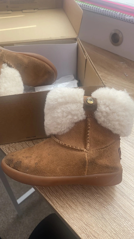 Girls on sale uggs clearance