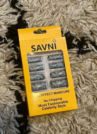 Press on nails, merk: savni, staat: Nieuw met prijskaartje, € 1,50, € 2,28 inclusief Kopersbescherming
