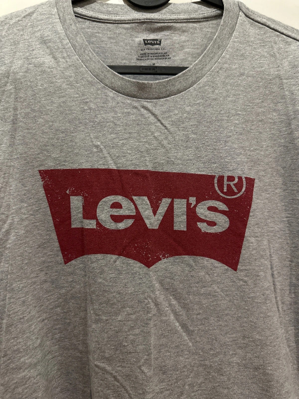 T-shirt Levis 4
