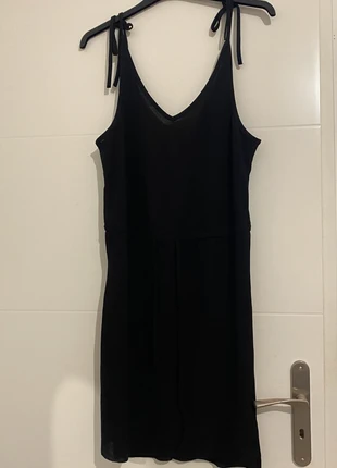 Robe noir, marque: Sheilay, état: Très bon état, taille: M / 38 / 10, 8,00 €, 9,10 € Protection acheteurs incluse