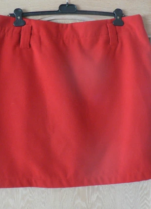 rok kleur rood Maat 52 Merk Bel&Bo, merk: Bel&Bo, staat: Heel goed, maat: 6XL / 52 / 24, € 3,00, € 3,85 inclusief Kopersbescherming