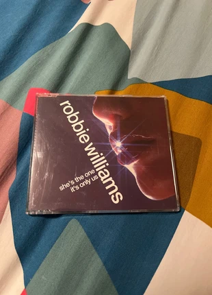 Robbie Williams - She’s the one/It’s only us. - cd maxi, zustand: Gut, 7,00 €, 8,05 € inklusive Vinted-Käuferschutz