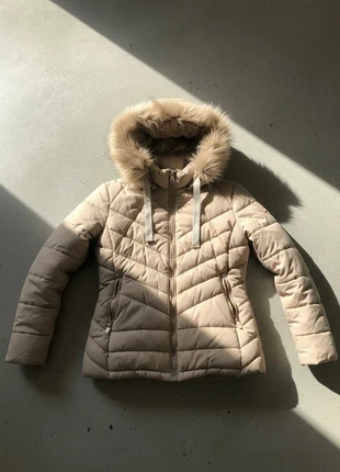 Doudoune courte beige – chaude, féminine, douce, hiver, marque: Maison Édéliane, état: Très bon état, taille: M / 38 / 10, 149,90 €, 158,10 € Protection acheteurs (Pro) incluse