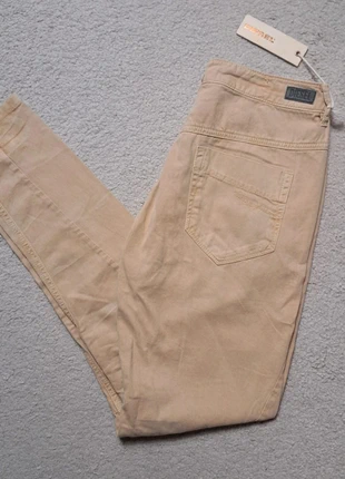 Jeans Diesel Fayza W24, marque: Diesel, état: Très bon état, taille: W24 | FR 34, 25,00 €, 26,95 € Protection acheteurs (Pro) incluse