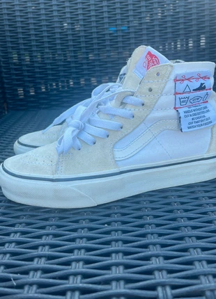 Vans Sk8hi Nigérian Law, marque: Vans, état: Bon état, taille: 36, 30,00 €, 32,20 € Protection acheteurs incluse