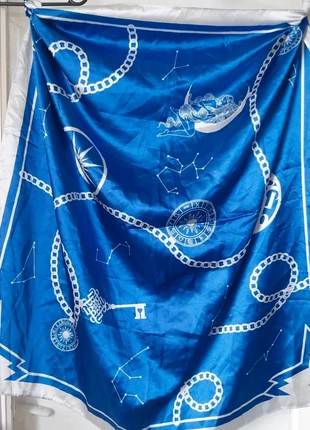 Magnifique foulard neuf, brand: Création Française, condizioni: Nuovo senza cartellino, €4.68, €5.61 include la Protezione acquisti