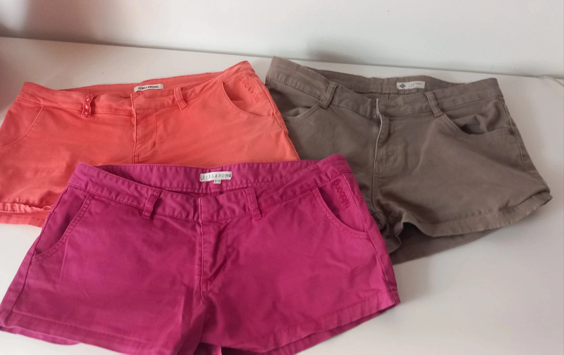 Lot de 3 shorts taille 40