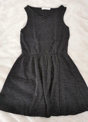 Gémo robe de réveillon 10 ans, marke: Gémo, zustand: Sehr gut, größe: 10 Jahre / 140, 5,00 €, 5,95 € inklusive Vinted-Käuferschutz