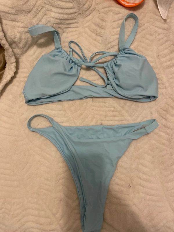 Bikini bleu 1