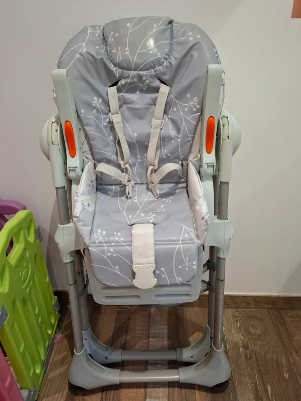 Chaise haute bébé - photo numéro 8