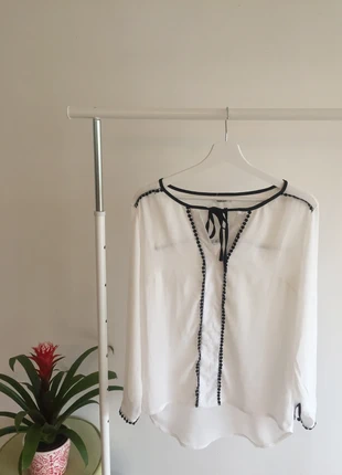 Blouse Molly Bracken Noir et Blanche , marque: Molly Bracken, état: Très bon état, taille: S / 36 / 8, 6,00 €, 7,00 € Protection acheteurs incluse