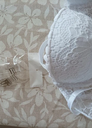 Soutien gorge blanc, marca: Shein, estado: Novo com etiquetas, tamanho: 60B, €5.00, €5.95 inclui Proteção do Comprador