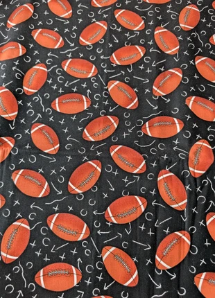 Footballs 100% Cotton Fat Quarter, brand: timeless treasures, condition: Very good, £3.95, £4.85 includes Buyer Protection
