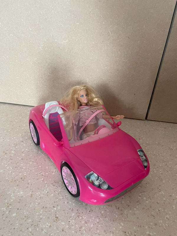 Voiture poupée - Barbie