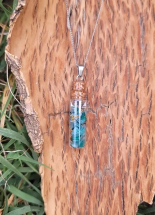 Fiole pendentif 'antidouleur" en Malachite, marque: Unique, état: Très bon état, 12,00 €, 13,30 € Protection acheteurs (Pro) incluse