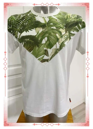 Tee-shirt Iuter vintage crew neck imprimé manches courtes blanc Taille M, marque: IUTER, état: Bon état, taille: M, 5,90 €, 6,90 € Protection acheteurs incluse