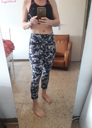 Preciosa malla Lulemon, brand: Lululemon, condizioni: Buone, taglia: XS / IT 38 / EU 34, €25.00, €26.95 include la Protezione acquisti