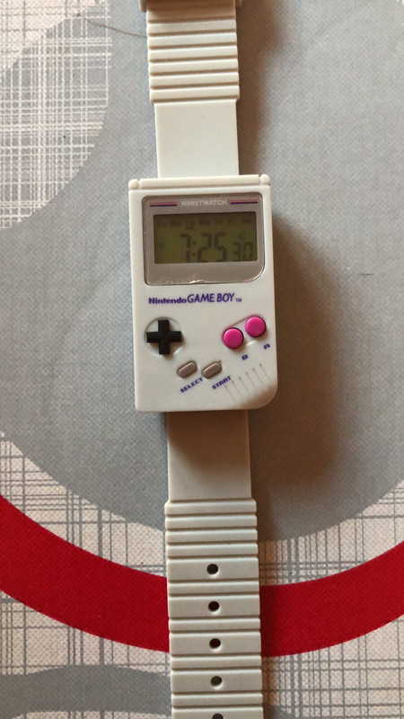 Montre outlet game boy