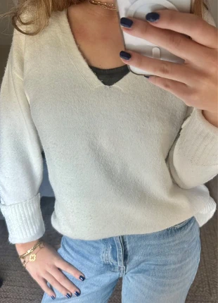 Pull à col en V blanc, marque: Amisu, état: Bon état, taille: S / 36 / 8, 5,00 €, 5,95 € Protection acheteurs incluse