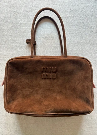 Miu Miu Beau Suede, marke: Miu Miu, zustand: Neu, 1 850,00 €, 1 943,20 € inklusive Vinted-Käuferschutz