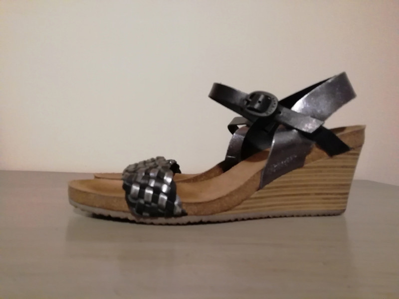 Sandales compensées kickers Sandales compensées kickers