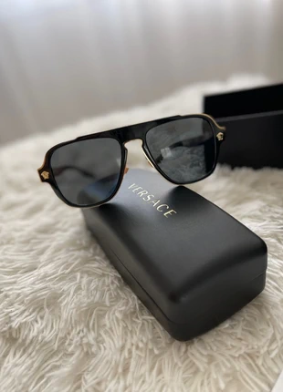 Lunettes Versace, marque: Versace, état: Neuf avec étiquette, 150,00 €, 158,20 € Protection acheteurs incluse