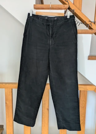 Pantalon en velours noir Ralph Lauren - Taille 34 - En très bon état, marque: Ralph Lauren, état: Très bon état, taille: XS, 20,00 €, 21,70 € Protection acheteurs incluse
