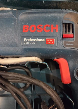 Hammer Drill Professional, brand: Bosch, condizioni: Ottime, €180.00, €189.70 include la Protezione acquisti