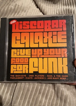 CD: Discobar Galaxie ‘Give up your food for funk’ (StuBru), état: Bon état, 5,00 €, 5,95 € Protection acheteurs incluse