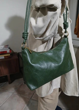 borsa a spalla hobo vintage in ecopelle, brand: Japan Style, condizioni: Nuovo senza cartellino, €27.00, €29.05 include la Protezione acquisti