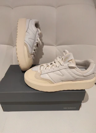 Paire de Baskets New Balance, marque: New Balance, état: Neuf sans étiquette, taille: 37.5, 64,00 €, 67,90 € Protection acheteurs incluse