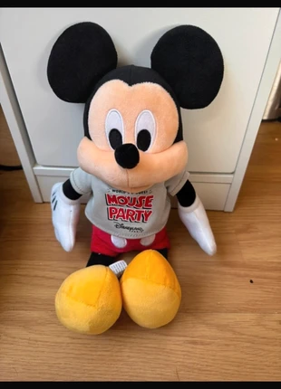 peluche mickey disneyland paris 🌼, marque: Disneyland Paris, état: Neuf avec étiquette, taille: 3 ans / 98 cm, 12,00 €, 13,30 € Protection acheteurs incluse