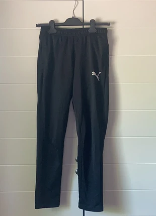 Black sweatpants, marca: Puma, estado: Bueno, tamaño: 13 años / 158 cm, 3,00 €, 3,85 € Protección al comprador incluida