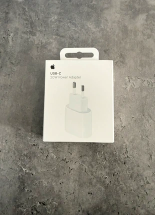 Chargeur usb-c 20 w, marque: Apple, état: Neuf avec étiquette, 10,00 €, 11,20 € Protection acheteurs incluse
