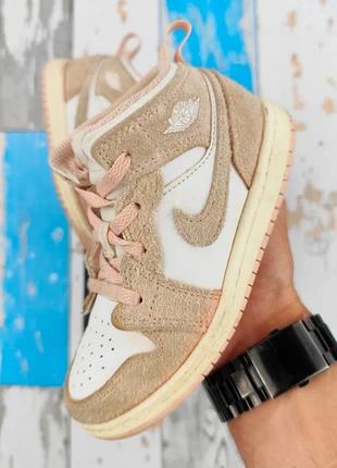 Baskets Sneackers Jordan 1 Mid Enfants << Washed Pink >> Taille 27, brand: Jordan, condition: Very good, size: 27, €35.00, €37.45 includes Buyer Protection Pro